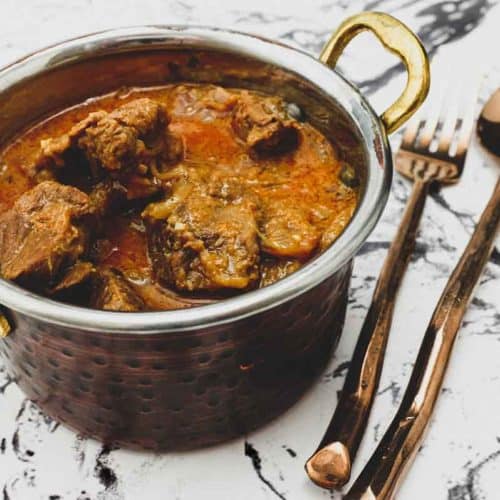 Lamb cooked with red chilli and onion to create a rich, creamy sauce for Rajasthani Laal Maas