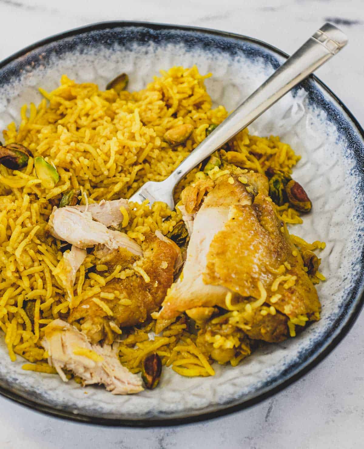 A bowl of rice with chicken (chicken Pilaf)