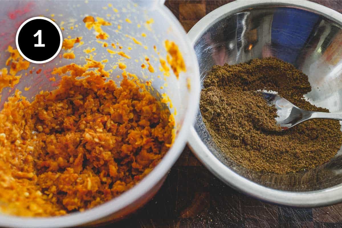 Curry paste and spice mix for an Indonesian Beef Rendang