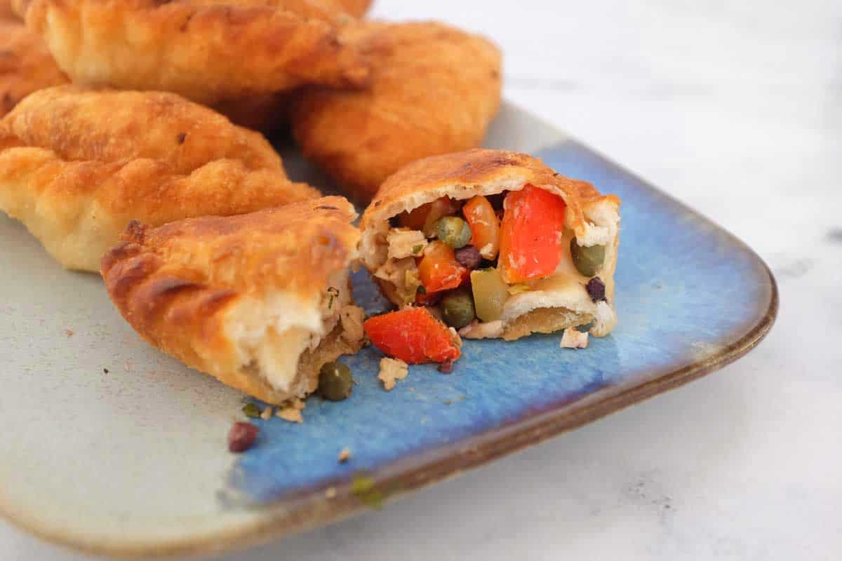 Panzerotti sits on a plate