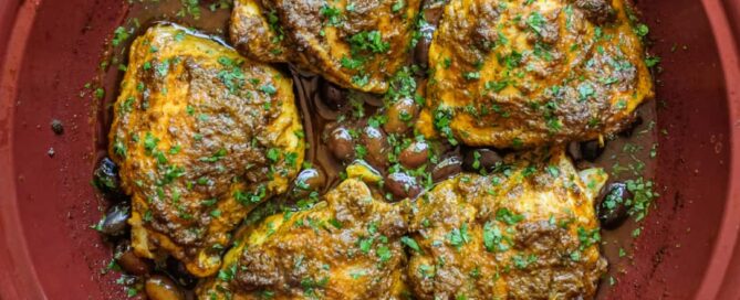 chermoula chicken with cilantro parsley and garlic sauce